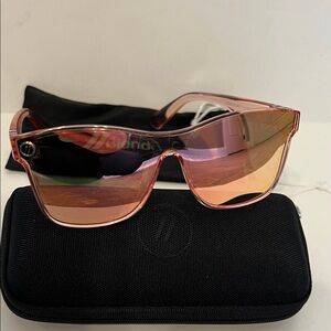 Women's Pink Mirrored Fashion Sunglasses